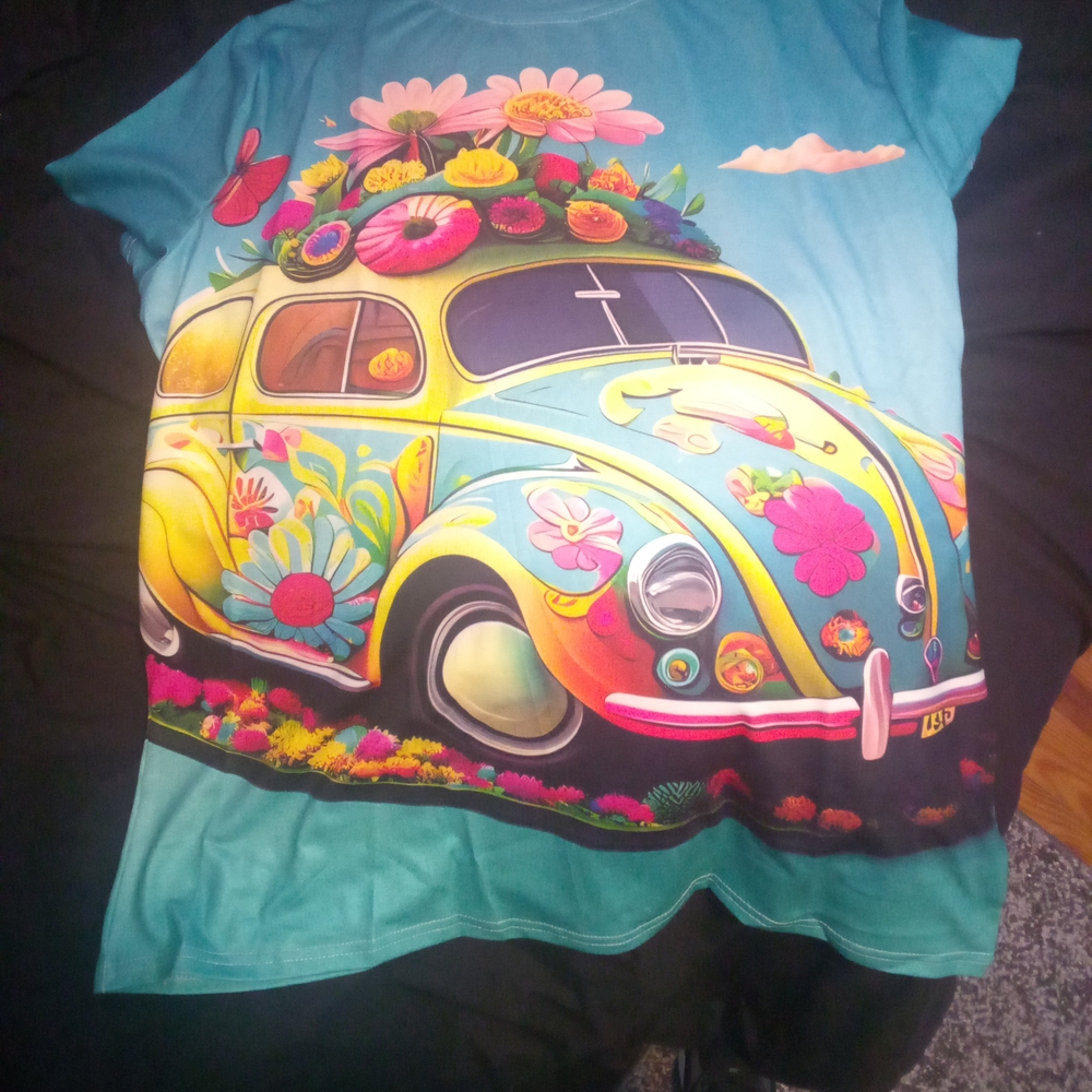 Womans Retro Shirt Nwt